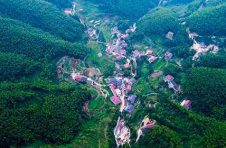 飞“阅”衡阳南岳石山大峡谷 窥探乡村振兴之美