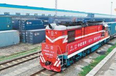 1-7月湖南进出口总值3120.9亿元，同比上年增长26.8%,机电产品出口表现抢眼