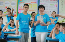 湘潭市石灵芝：做“触动心灵”的教育者