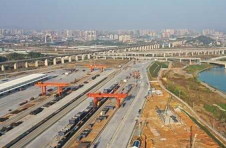 怀化经开区建设怀化国际陆港、创建“五好”园区纪实