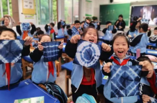 传统文化润童心 “非遗”文化走进湖南各地校园