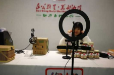 湖南湘阴：日均出包裹2.5万个 电商产业赋能乡村振兴