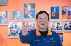 “大国工匠”艾爱国的新挑战：焊接一根长达18米的轴