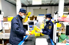 节前“海淘”忙 长沙海关为你保驾护航