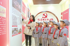 湖南省长沙县：红色文化润校园