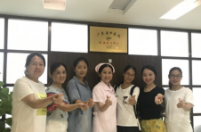 湘西州民族中医院外一科护士长马丽君