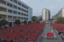 教师自创儿歌写期末评语，点亮孩子们心中那把火