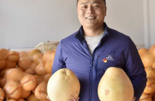 朱跃征：你对群众有多亲 群众就对你有多近