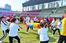 湘潭市积极推进教师“减负”工作综述