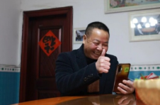 汝城县沙洲村朱小红与花垣县十八洞村施文辉共话幸福生活