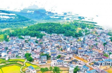 湖南凤凰建塘村：文明实践润民心 苗家山村展新颜