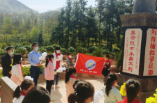 湖南邵东：修缮烈士墓   传承红色基因