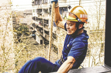 烈火中淬炼无悔青春——益阳赫山消防大队王洪伟