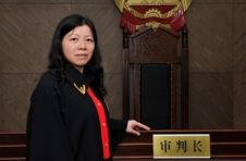 从老师到法官 怀敬畏心干好良心活 办案能手彭林霞的办案故事