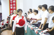 株洲市石峰区：“闯创干”，让优质教育的阳光遍洒
