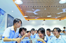 湘潭市各中小学校多举措加快课程改革步伐：让课堂更有趣 让教学更有效