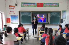 益阳乡村小学校长吴楠：“只要孩子想飞，我会给他们一双翅膀”